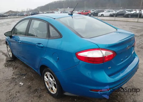 2015 Ford Fiesta Se z USA, uszkodzony, nr VIN 3FADP4BJ1FM171474